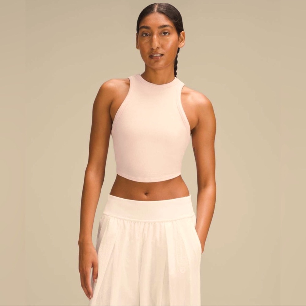 LULULEMON nwot Hold Tight Cropped Tank Top 4